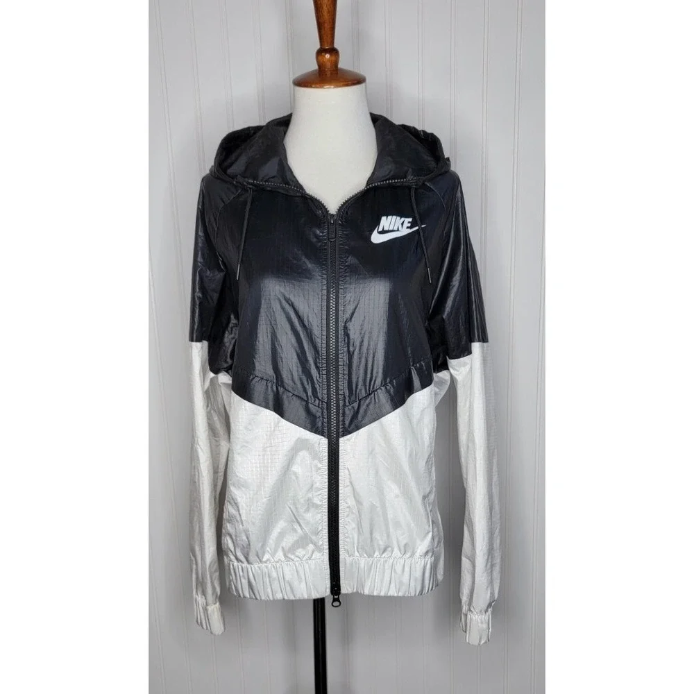 Nike Sportswear Windrunner Windbreaker Hooded Jacket Women's Size Medium